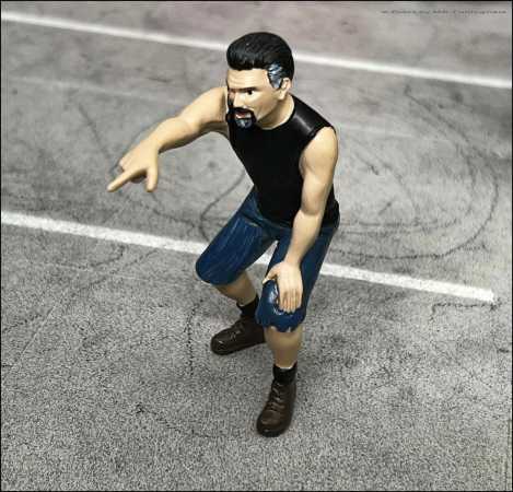 1:18 Derek Figur